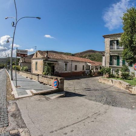 Domus Citri Bed & Breakfast Caserta Exterior photo